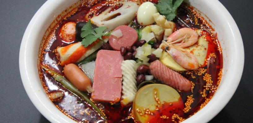 渝人碼頭骨湯麻辣燙