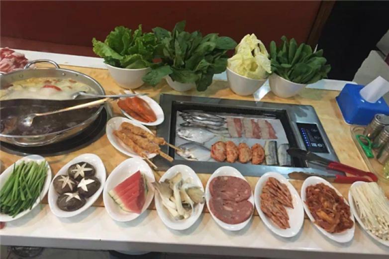 朱司令無限量自助火鍋烤肉