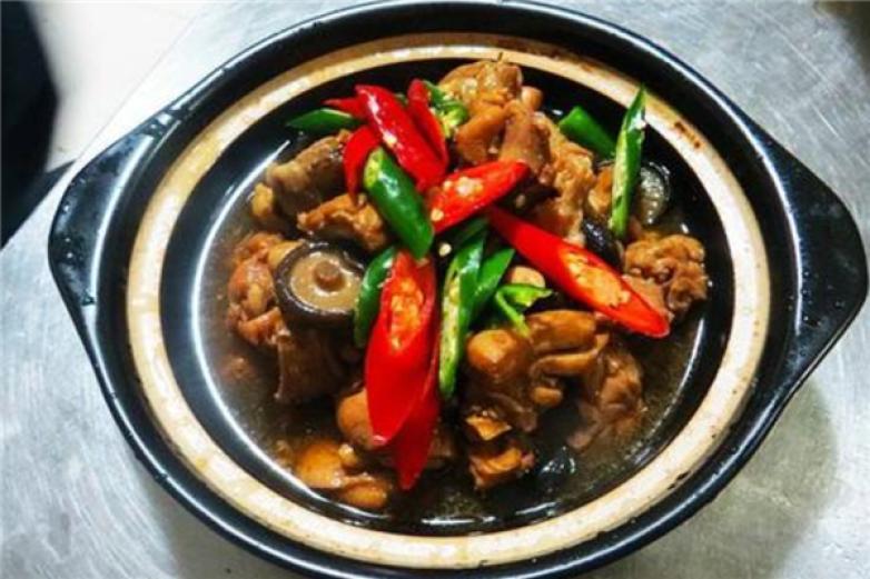 味香軒黃燜雞米飯