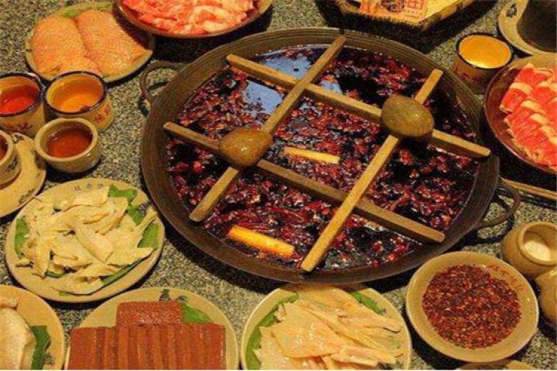 萬(wàn)杰老灶火鍋