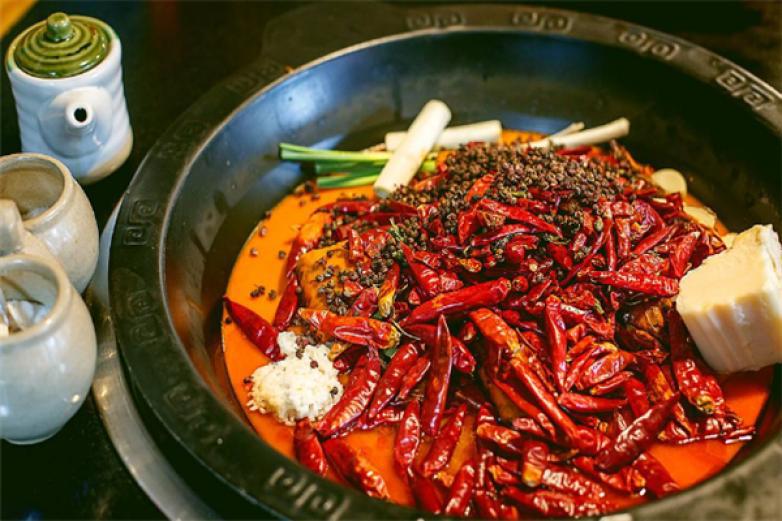 下江楠火鍋牛腩料理