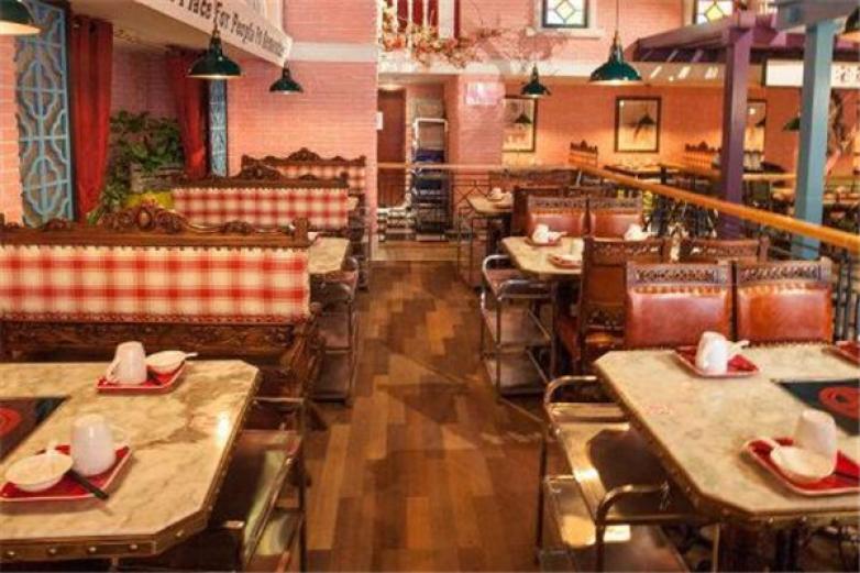 就飽了炒飯鹵味簡餐