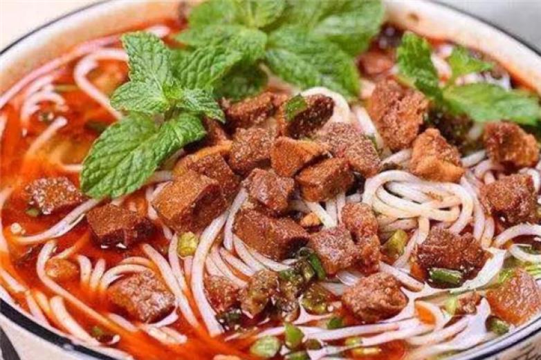 管記云南過橋米線