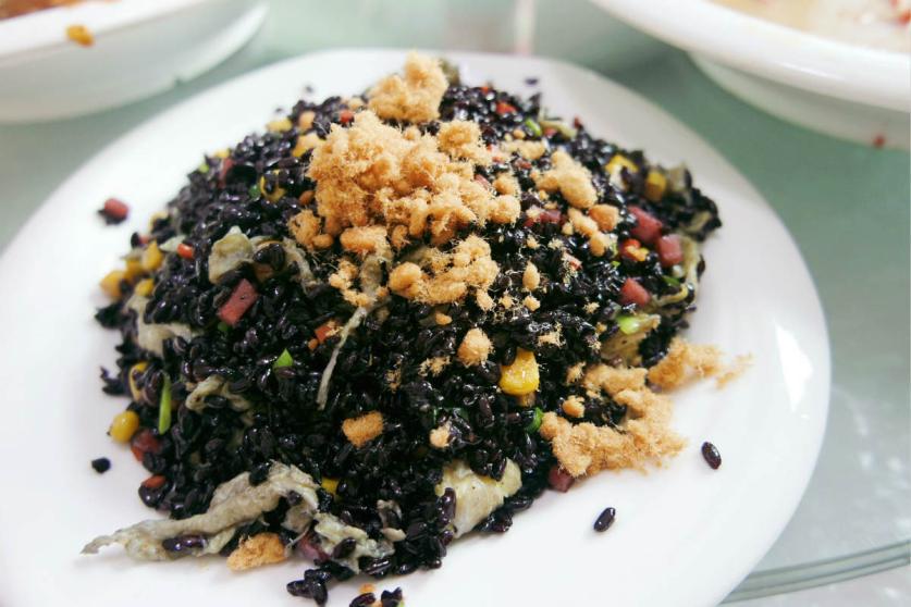 黑金蛋炒飯
