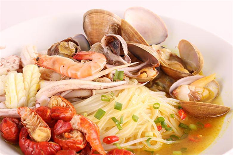 燜知味海鮮燜面