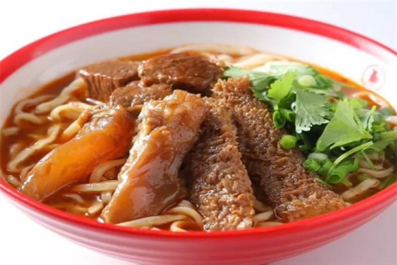 百旗氏牛腩小面