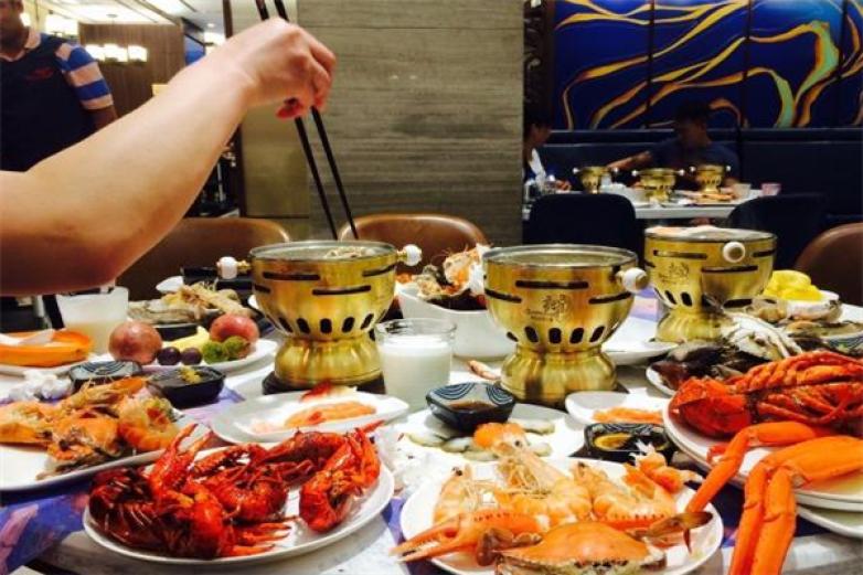 出色海鮮自助火鍋