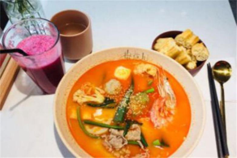 椒范兒雞湯麻辣燙