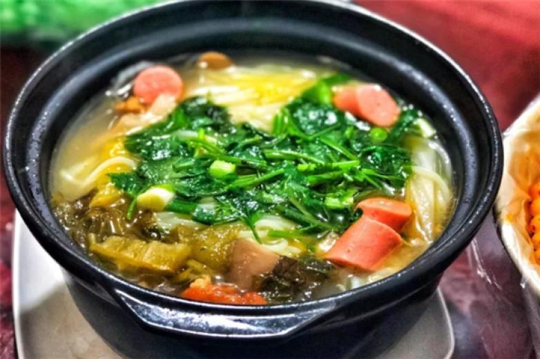 天香園砂鍋米線