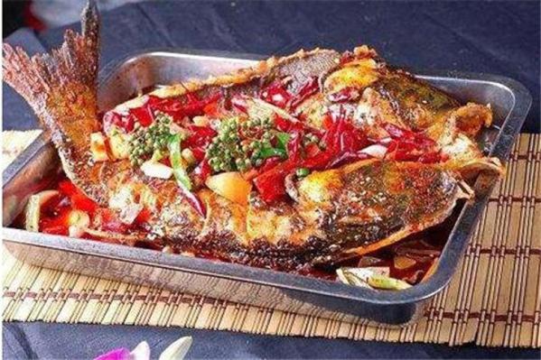 魚鎮(zhèn)新渝派烤魚