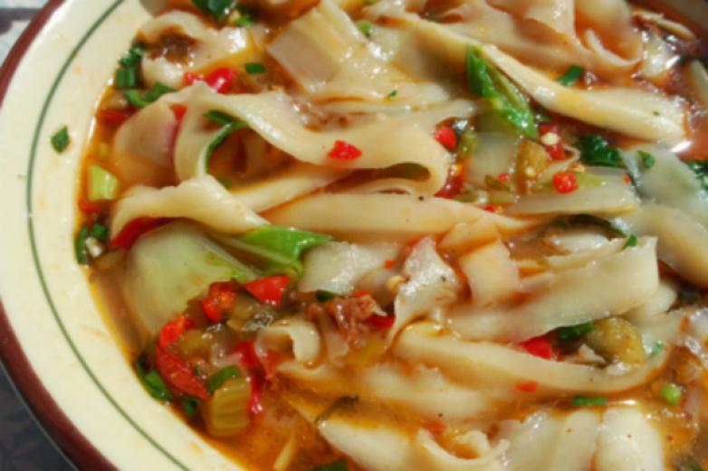 真味骨湯刀削面