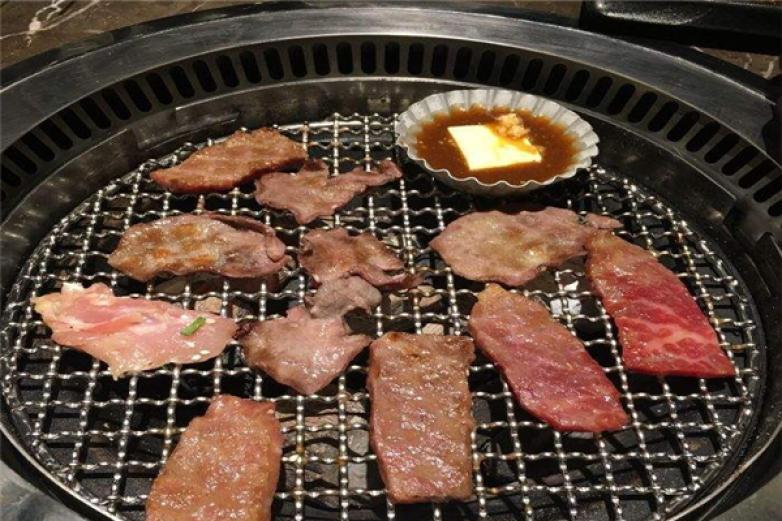 燒肉三兩