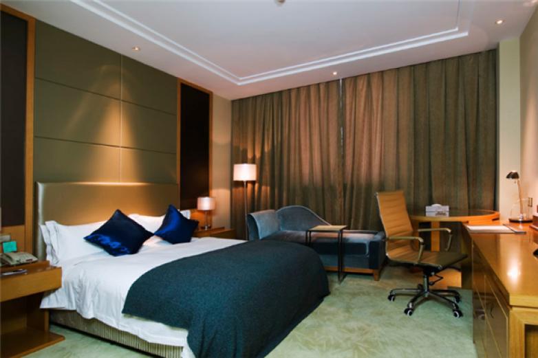 金御龍商務(wù)酒店