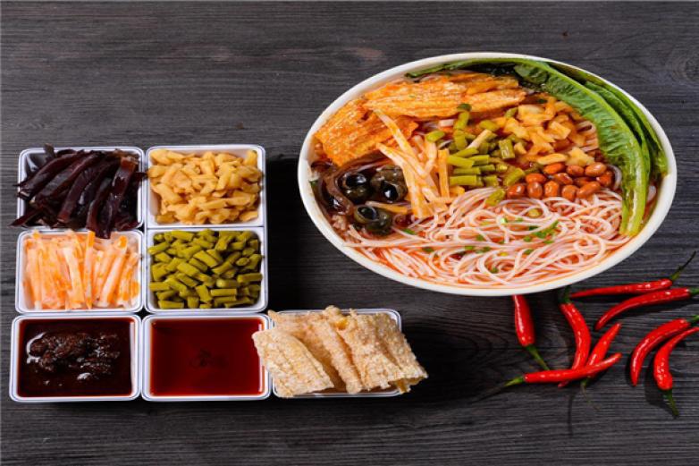 稻小魚鮮湯漁粉