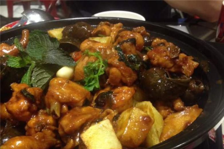 煲記煌煲仔砂鍋飯