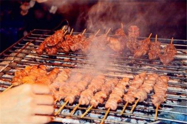 牛人自助紙上烤肉免費火鍋