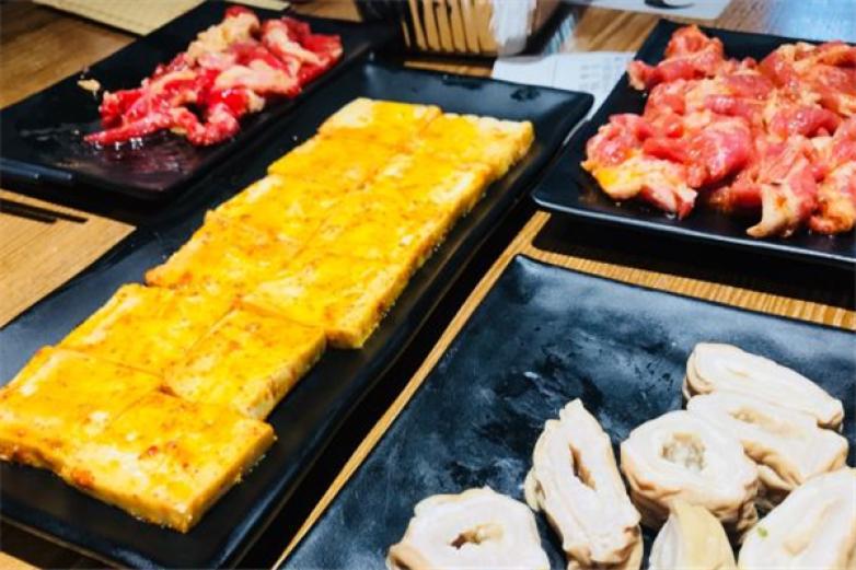 爸爸笑特色烤肉