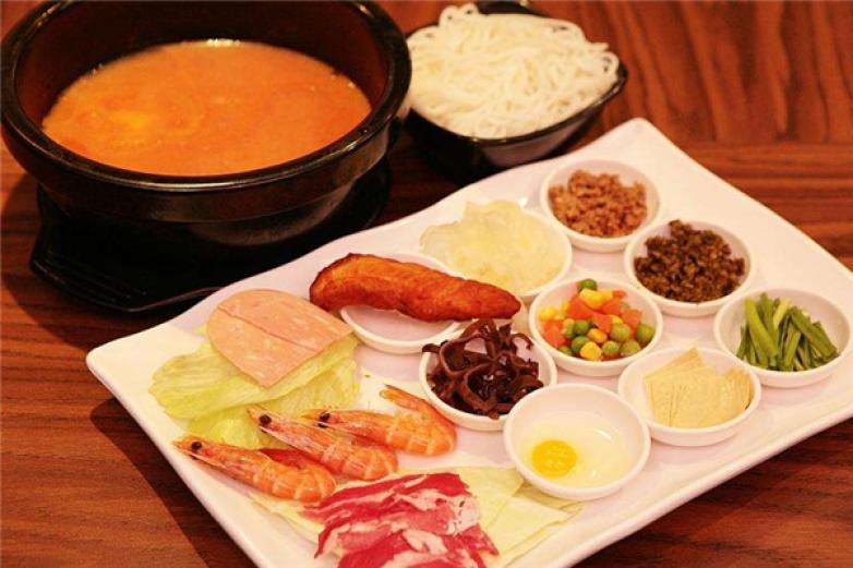 阿媽印象過(guò)橋米線