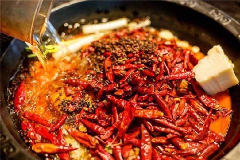 翻轉(zhuǎn)森林翻墻火鍋