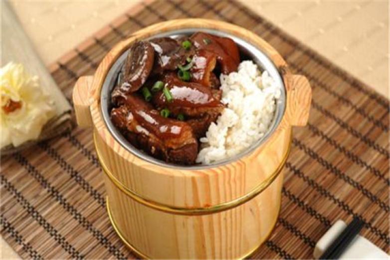 香公香婆木桶飯