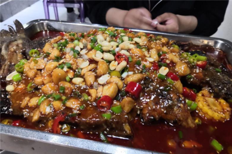 紫渝江南古法烤全魚