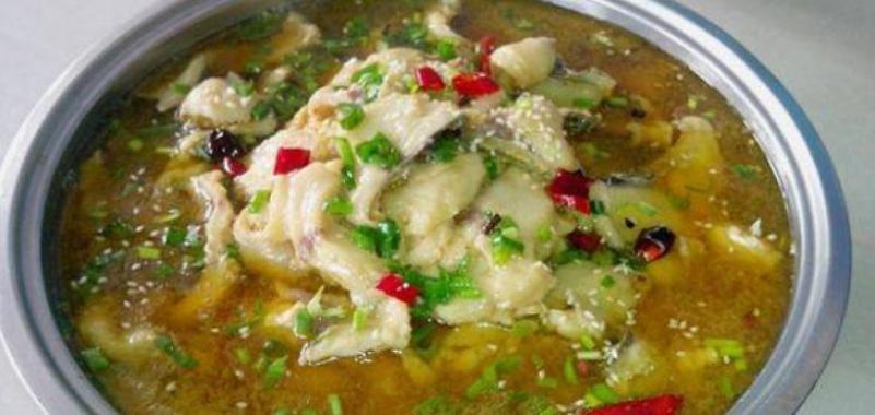 周渝食惦酸菜魚(yú)