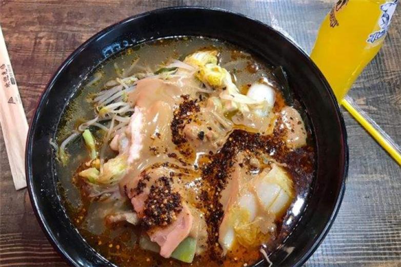 喵辣骨湯麻辣燙