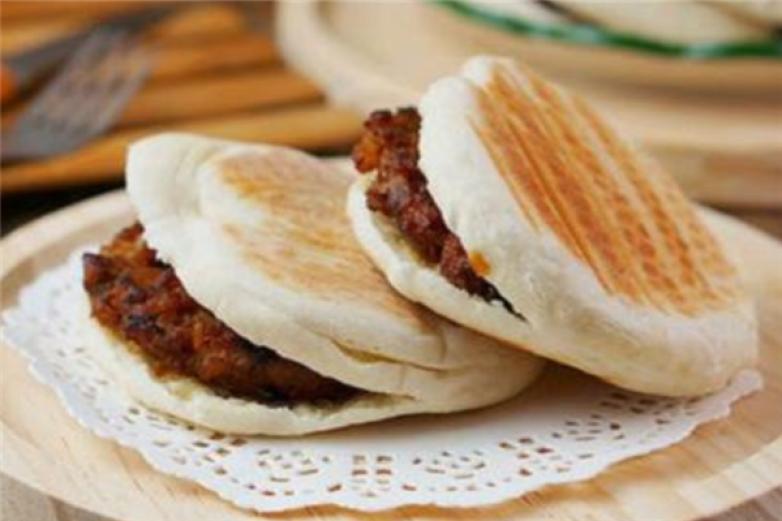 樊阿姨現(xiàn)烤肉夾饃
