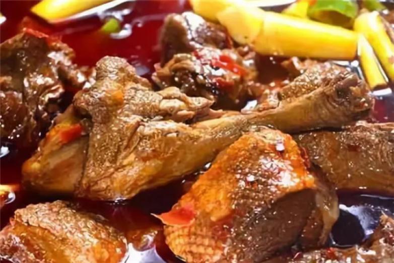 臺生老土鴨火鍋