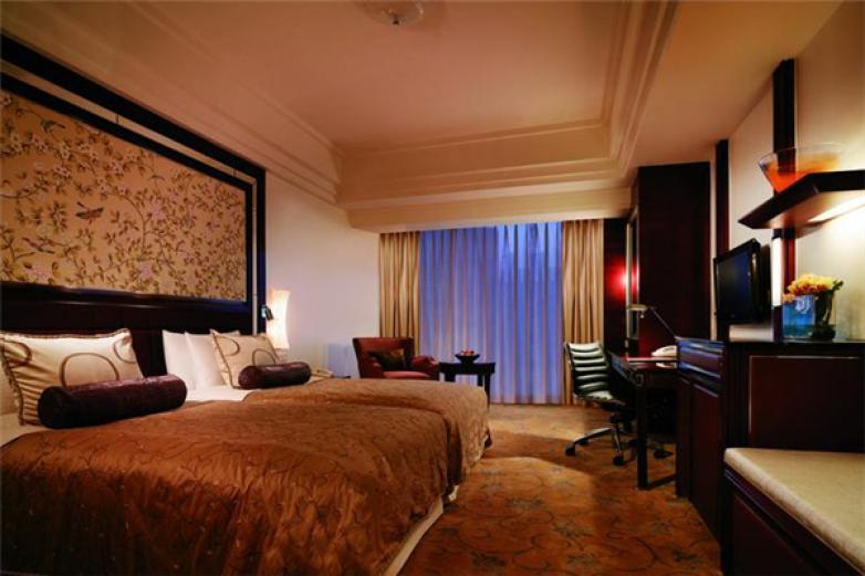 貴和皇冠假日酒店