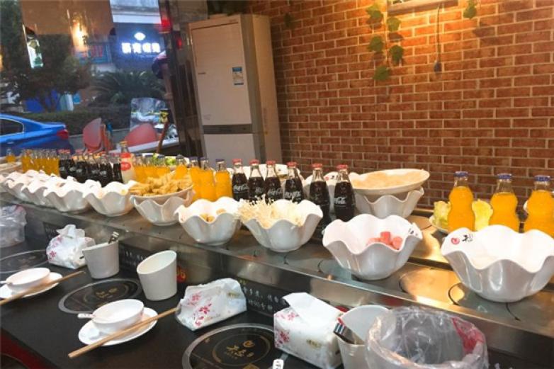 失態(tài)旋轉小火鍋