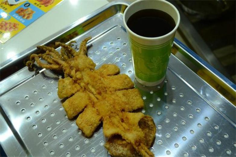 食界玩家轟炸大魷魚