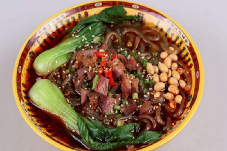 鄭志龍云南過橋米線