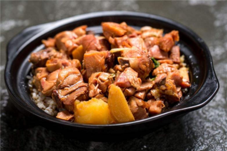 獨(dú)味黃燜雞米飯