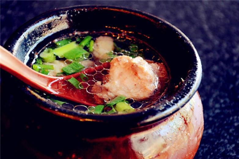 繩金塔瓦罐煨湯