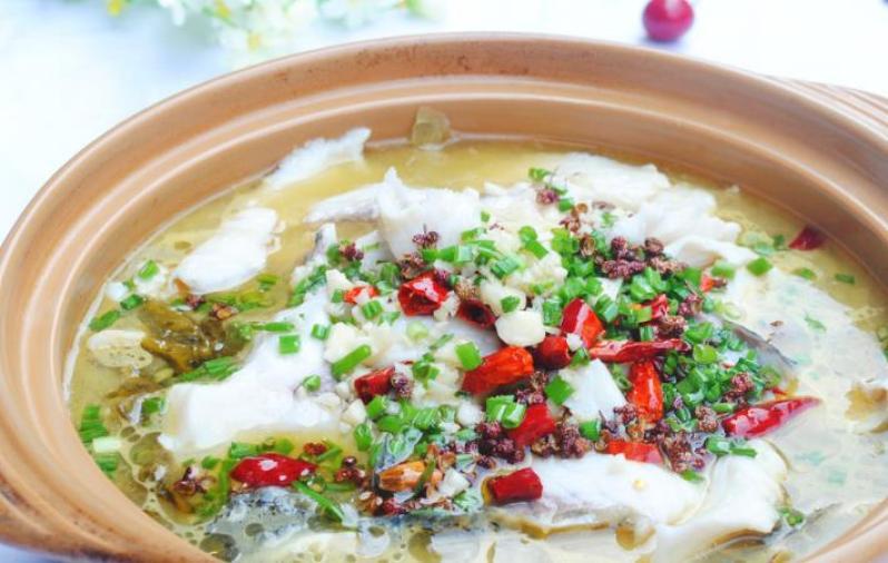 廚霸王酸菜魚館