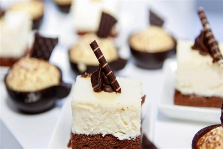 滿口香脆皮蛋糕