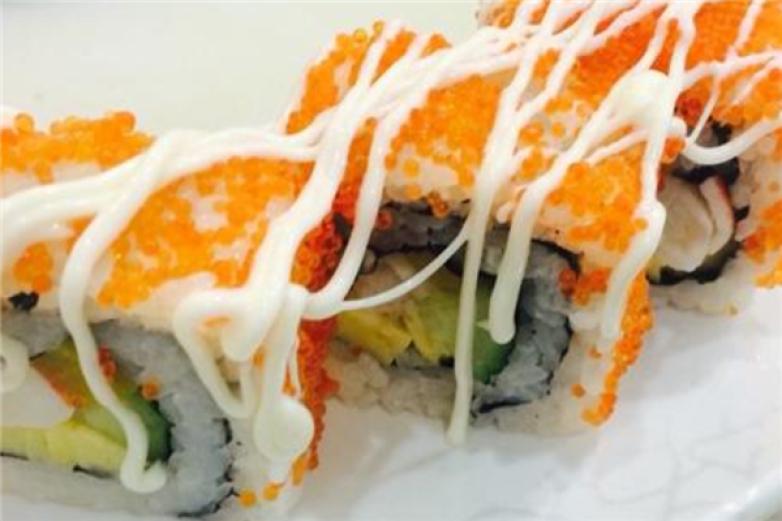 元?jiǎng)訅鬯?/></p><p>那么在餐飲行業(yè)中都有哪些值得加盟的品牌呢？其實(shí)元?jiǎng)訅鬯揪筒诲e(cuò)哦！元?jiǎng)訅鬯咀鳛椴惋嬓袠I(yè)中的知名品牌，主要為消費(fèi)者提供的美食有三文魚(yú)小卷、紅蟹軍艦、三文魚(yú)刺身、金槍魚(yú)壽司、北極貝刺身、鰻魚(yú)壽司等</p><p><p>多年專(zhuān)業(yè)的料理經(jīng)驗(yàn)，秉持分享美食的誠(chéng)懇態(tài)度，精心打造“元?jiǎng)訅鬯尽睍r(shí)尚餐廳</p></p><p><img src=