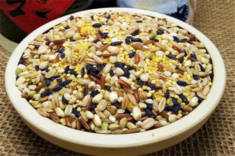 五谷雜糧養(yǎng)生粥