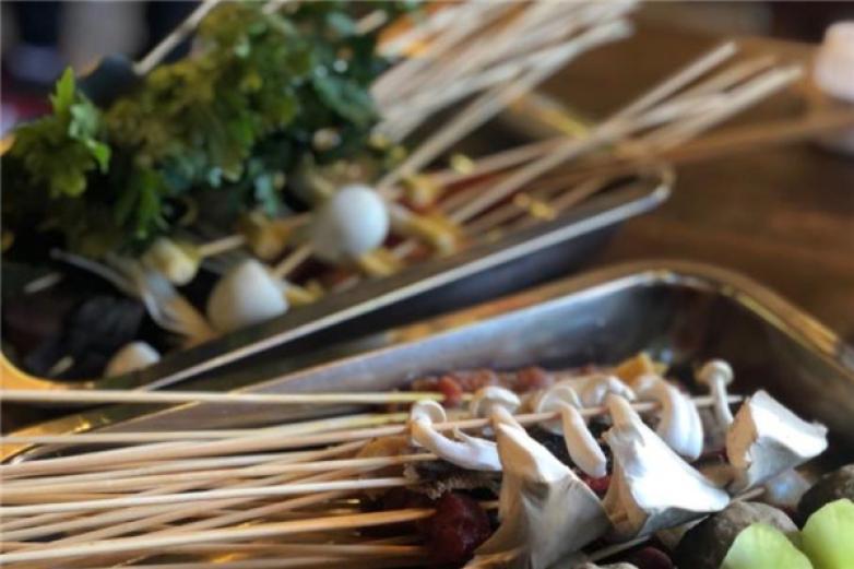 福成泥鍋麻辣串