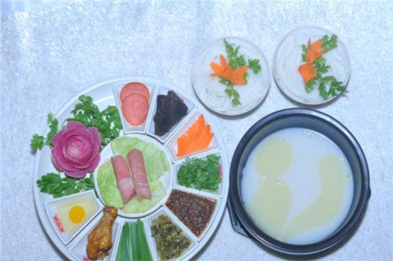 云橋緣過(guò)橋米線