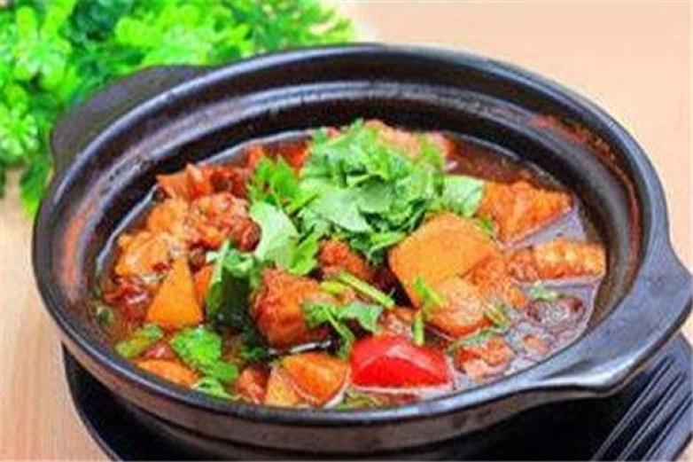 壇燜牛肉二米飯