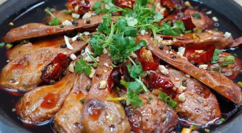 安誠(chéng)居干鍋鴨頭