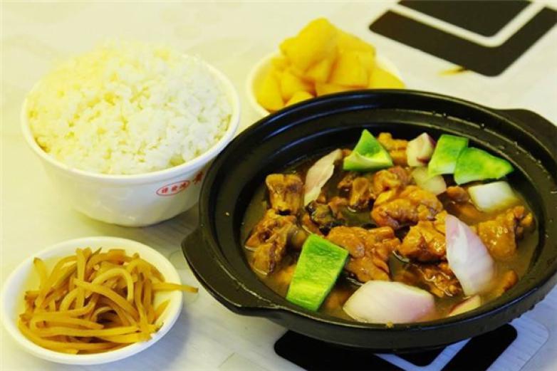 譚發(fā)鴻黃燜雞