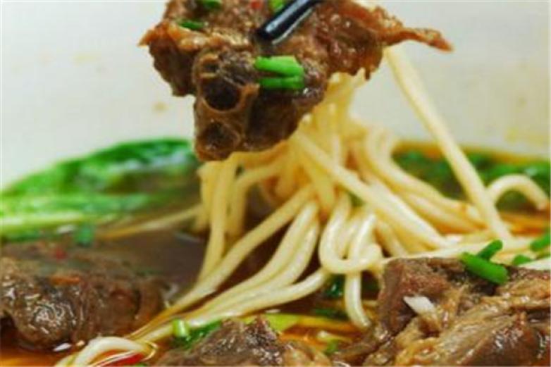 明彪新農(nóng)牛肉面