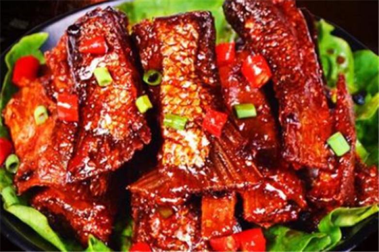 楊矮子醬辣魚(yú)