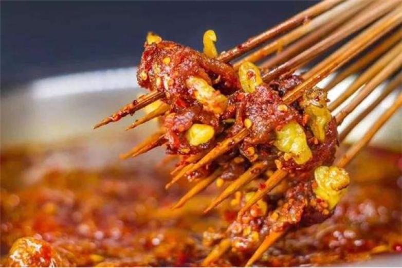 紅盤扣銅鍋串串香