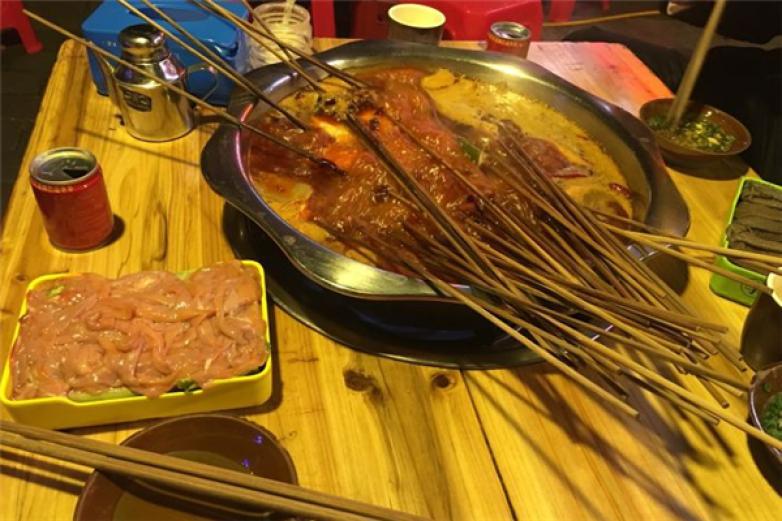 巴一味李記串串香