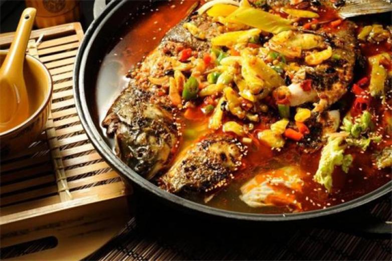 農(nóng)家石鍋魚火鍋