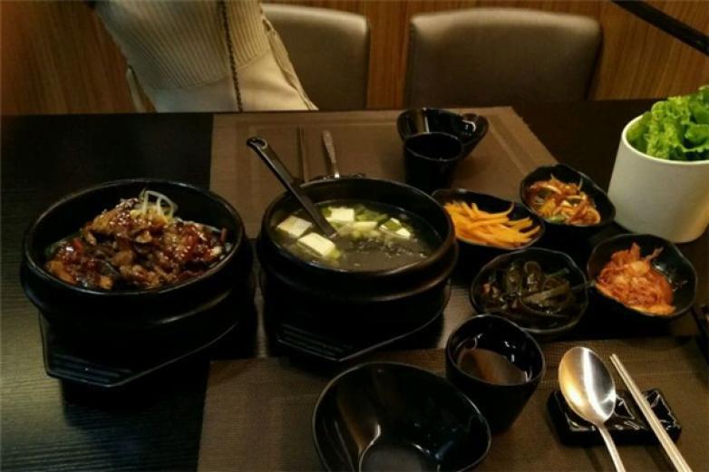 韓本家韓國(guó)料理